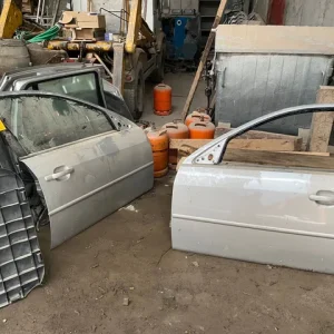 Porta davantera Ford Mondeo 2004 dreta